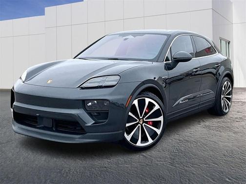 2025 Porsche Macan 4S