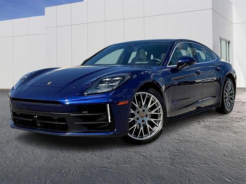 2024 Porsche Panamera 4