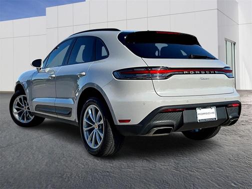 2024 Porsche Macan 