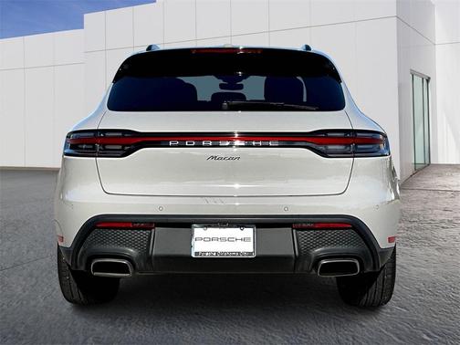 2024 Porsche Macan 