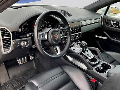 2023 Porsche Cayenne Turbo Coupe AWD