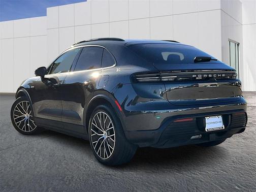 2024 Porsche Macan 4