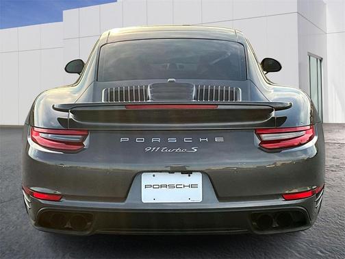 2017 Porsche 911 Turbo S