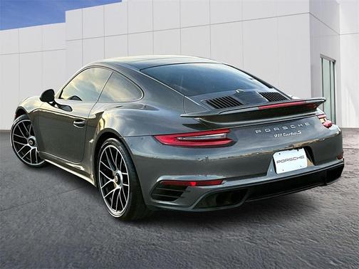 2017 Porsche 911 Turbo S