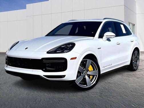 2023 Porsche Cayenne Turbo S