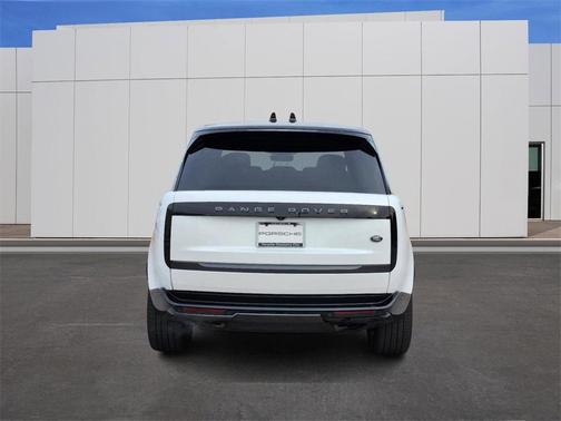 2023 Land Rover Range Rover SE