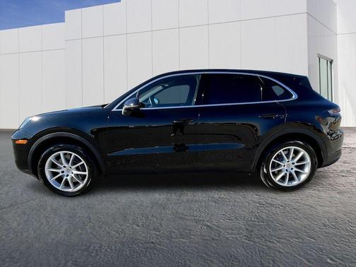 2024 Porsche Cayenne Base