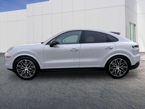 Chalk 2024 Porsche Cayenne AWD