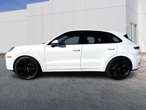2025 Porsche Cayenne S