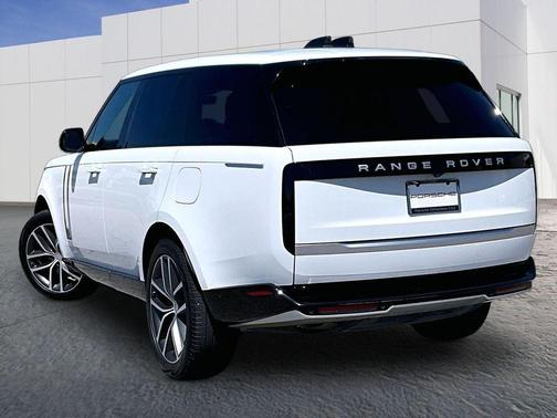 Fuji White 2025 Land Rover Range Rover P550e Autobiography