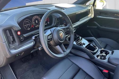 2025 Porsche Cayenne Base