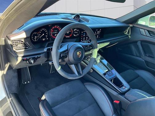 2024 Porsche 911 Targa 4 GTS