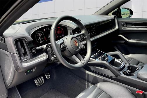 2024 Porsche Cayenne S Coupe AWD