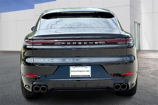 2024 Porsche Cayenne S Coupe AWD