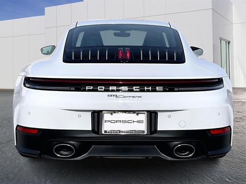 2026 Porsche 911 Carrera