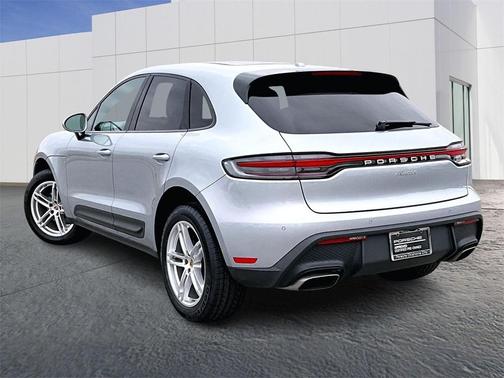 2022 Porsche Macan Base