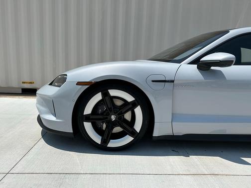 2025 Porsche Taycan Base