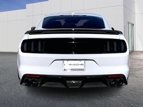 2017 Ford Shelby GT350 Base