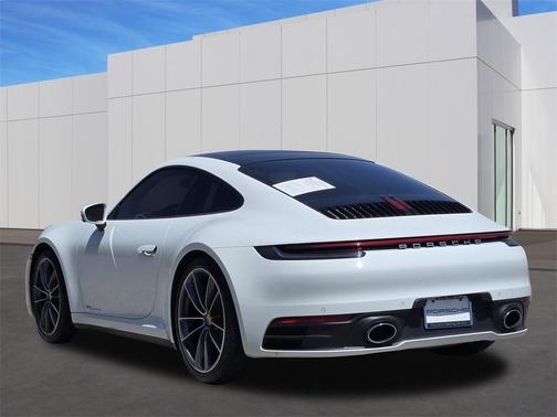 2021 Porsche 911 Carrera