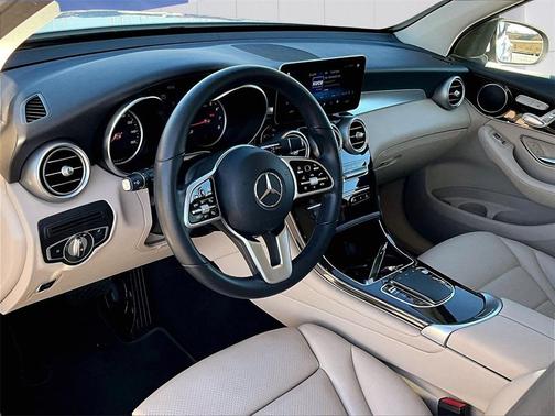 2022 Mercedes-Benz GLC 300 Base