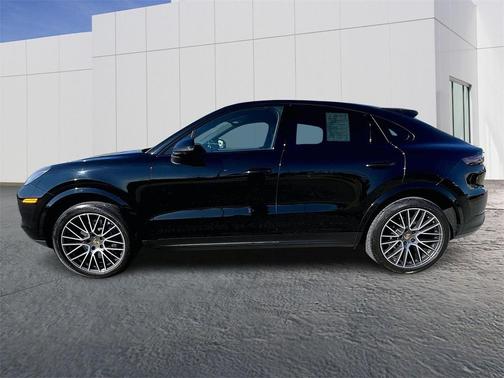 2022 Porsche Cayenne Platinum Edition