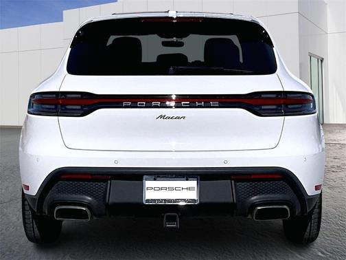 2025 Porsche Macan T