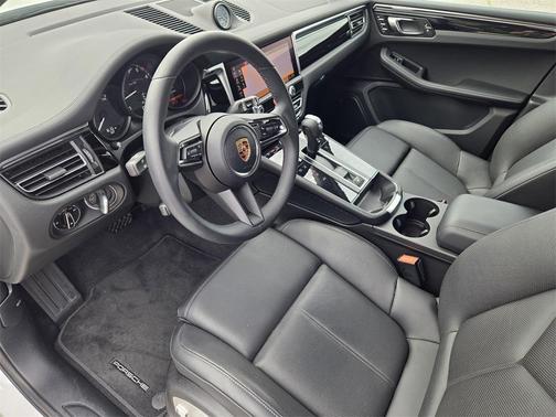 2024 Porsche Macan