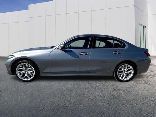 2025 BMW 330 i xDrive