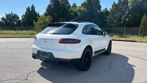 2018 Porsche Macan Sport Edition