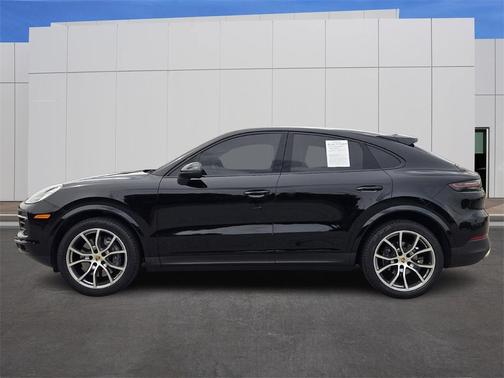 2022 Porsche Cayenne Base (Tiptronic)