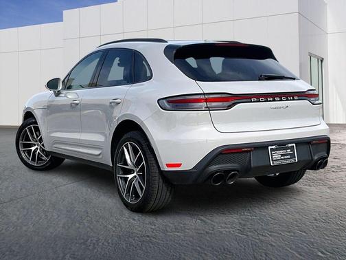 2024 Porsche Macan S