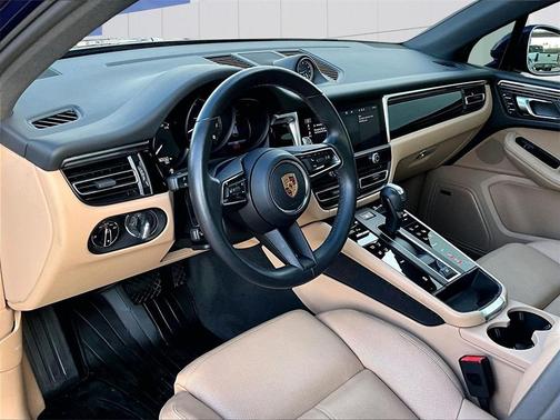 2023 Porsche Macan 