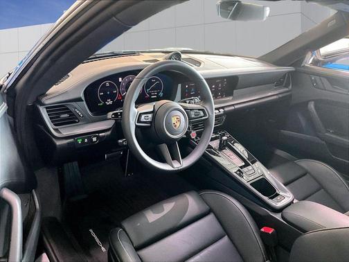 2025 Porsche 911 Carrera S