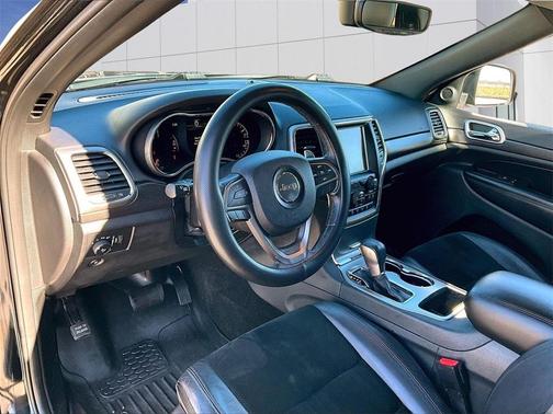 2017 Jeep Grand Cherokee Altitude