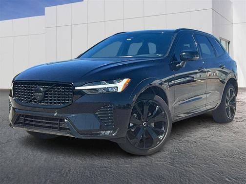 2025 Volvo XC60 B5 Ultra Black Edition