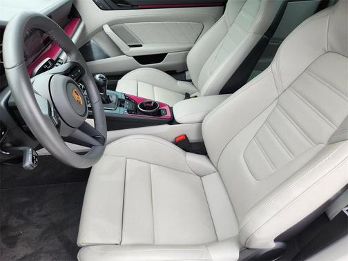 2024 Porsche 911 Targa 4 GTS