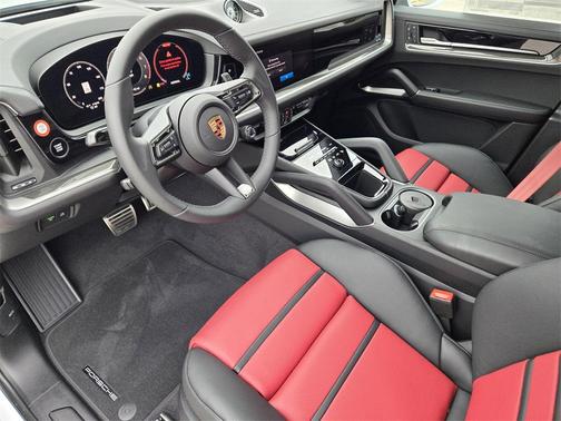 2025 Porsche Cayenne S Coupe AWD