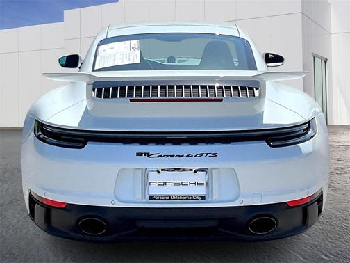2024 Porsche 911 Carrera 4 GTS