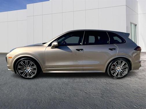 2018 Porsche Cayenne GTS