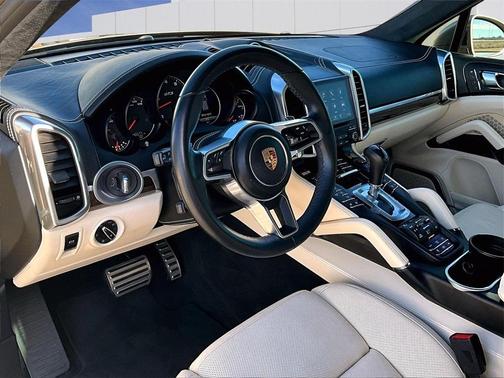 2018 Porsche Cayenne GTS