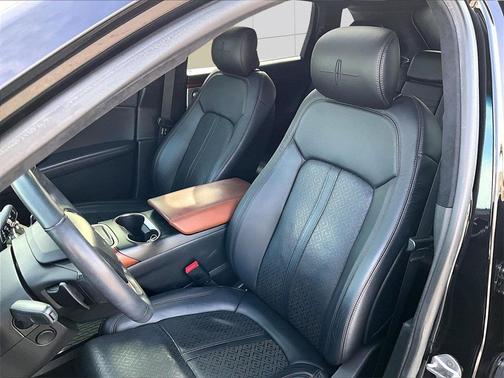 2019 Lincoln Nautilus Black Label