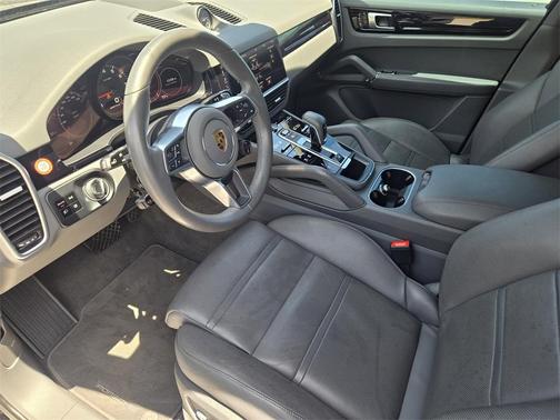 2021 Porsche Cayenne AWD