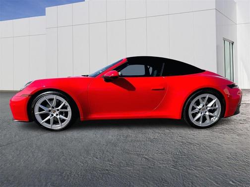 2025 Porsche 911 Carrera
