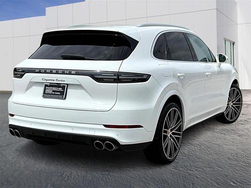 2022 Porsche Cayenne Turbo
