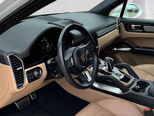 2022 Porsche Cayenne Turbo