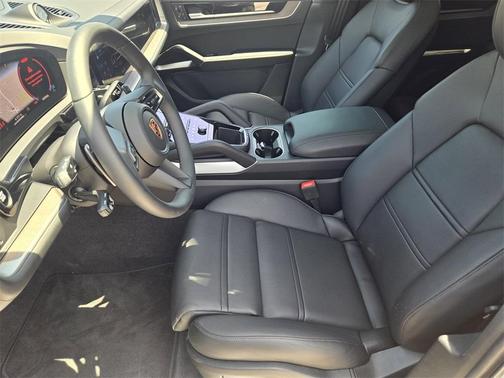 2025 Porsche Cayenne S Coupe AWD