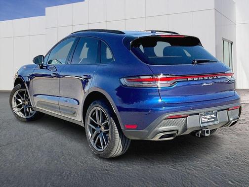 2024 Porsche Macan 