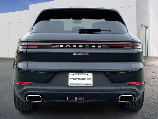 2024 Porsche Cayenne Base