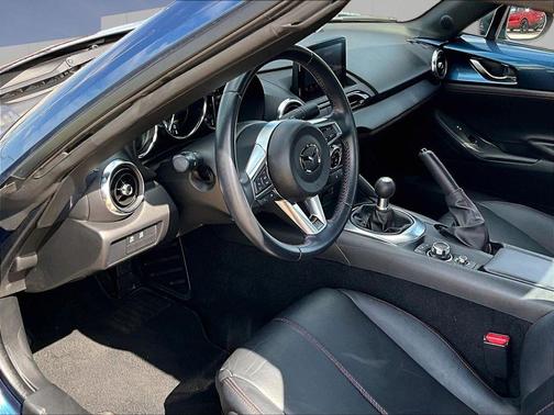 Eternal Blue 2019 Mazda MX-5 Miata RF Grand Touring