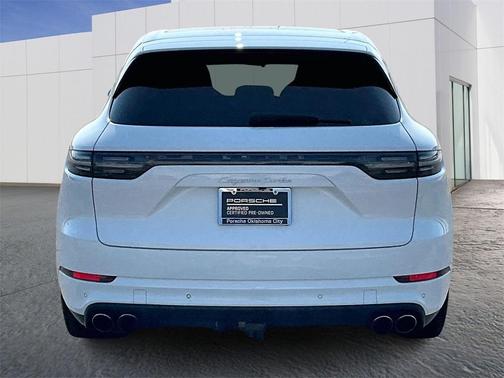 2021 Porsche Cayenne Turbo